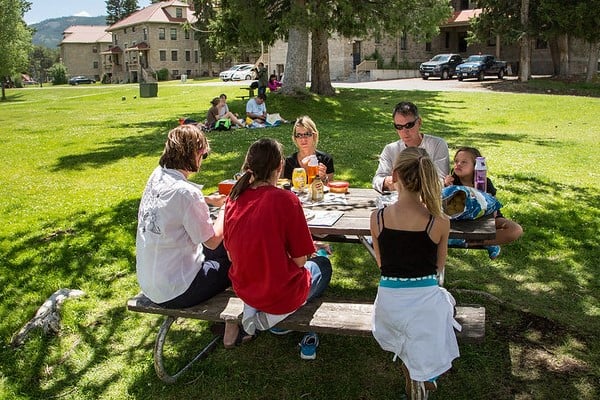 Picnicing, Mammoth Hot Springs