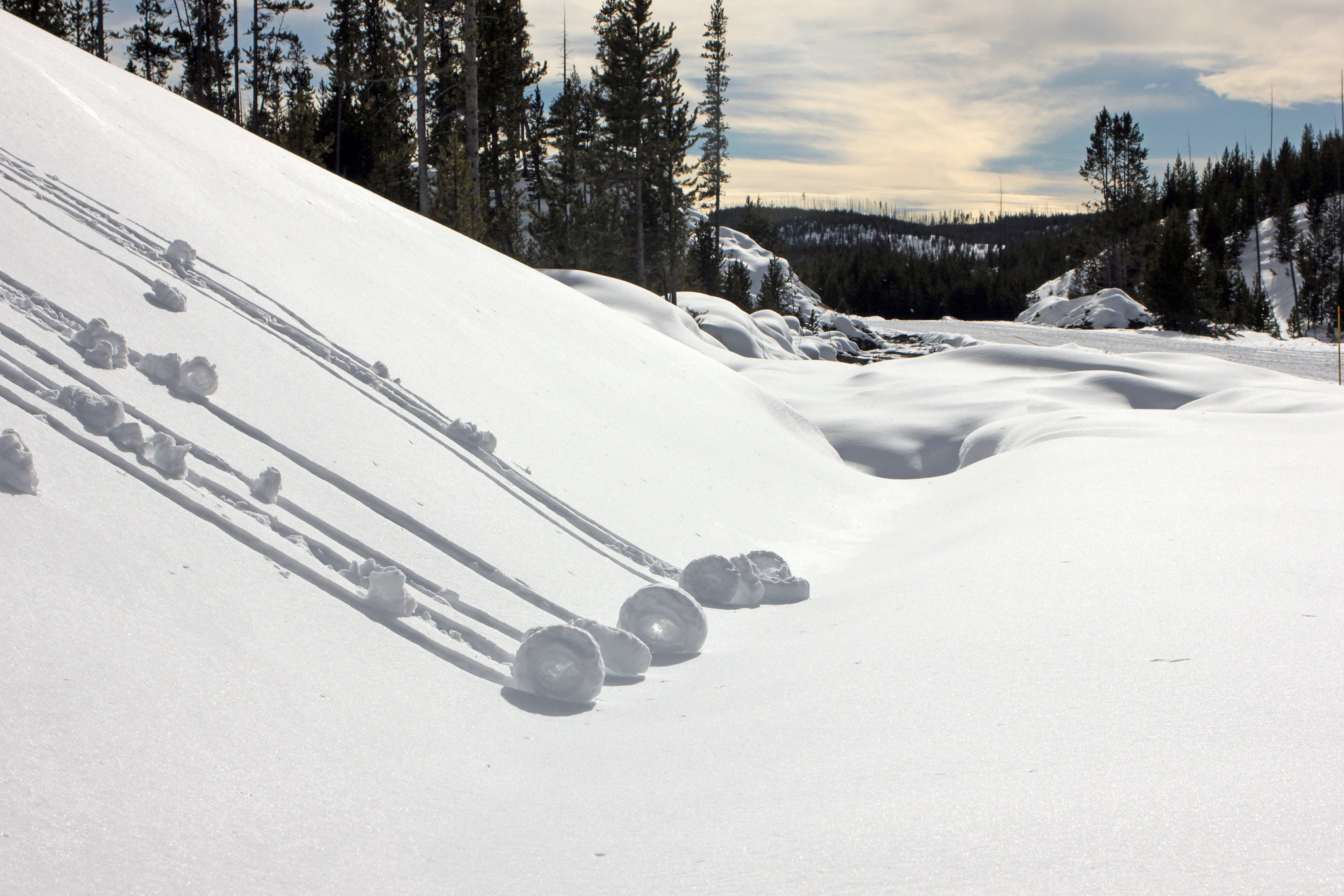 Snow rollers along Mammoth to Norris road