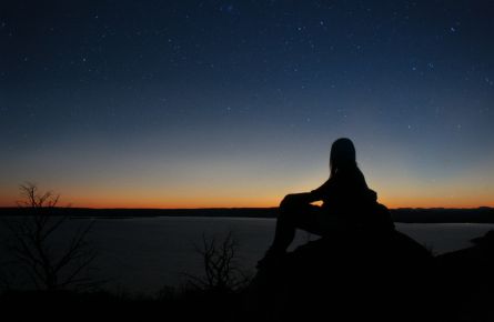 Karley Nugent stargazing at dusk