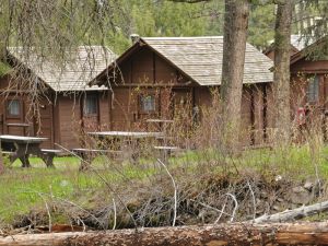 Roosevelt Lodge cabins