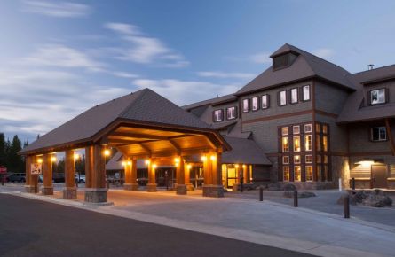 Canyon Washburn Lodge Exterior