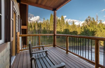 Suite Deck at Canyon Lodge