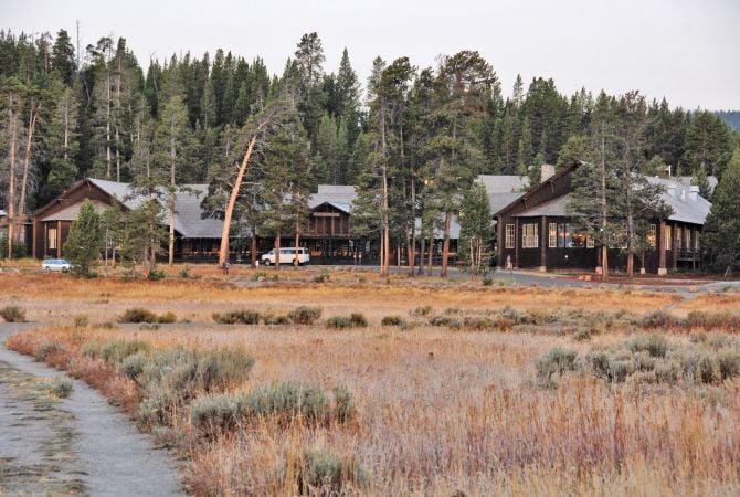 Lake-Lodge-Exterior | Yellowstone National Park Lodges