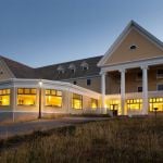 Lake Yellowstone Hotel Exterior