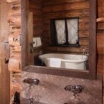 Old Faithful Inn- Old House (one type of bath)