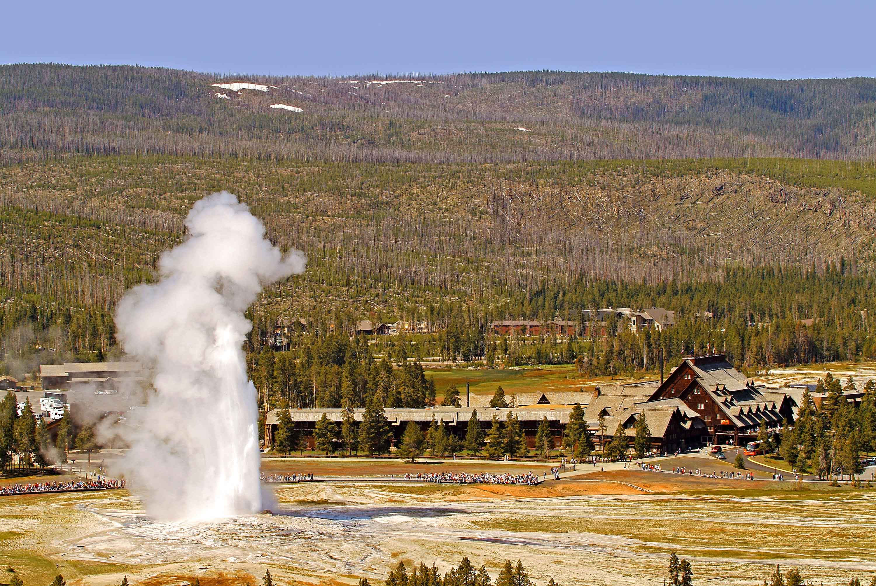 Old Faithful Inn Yellowstone National Park Lodges