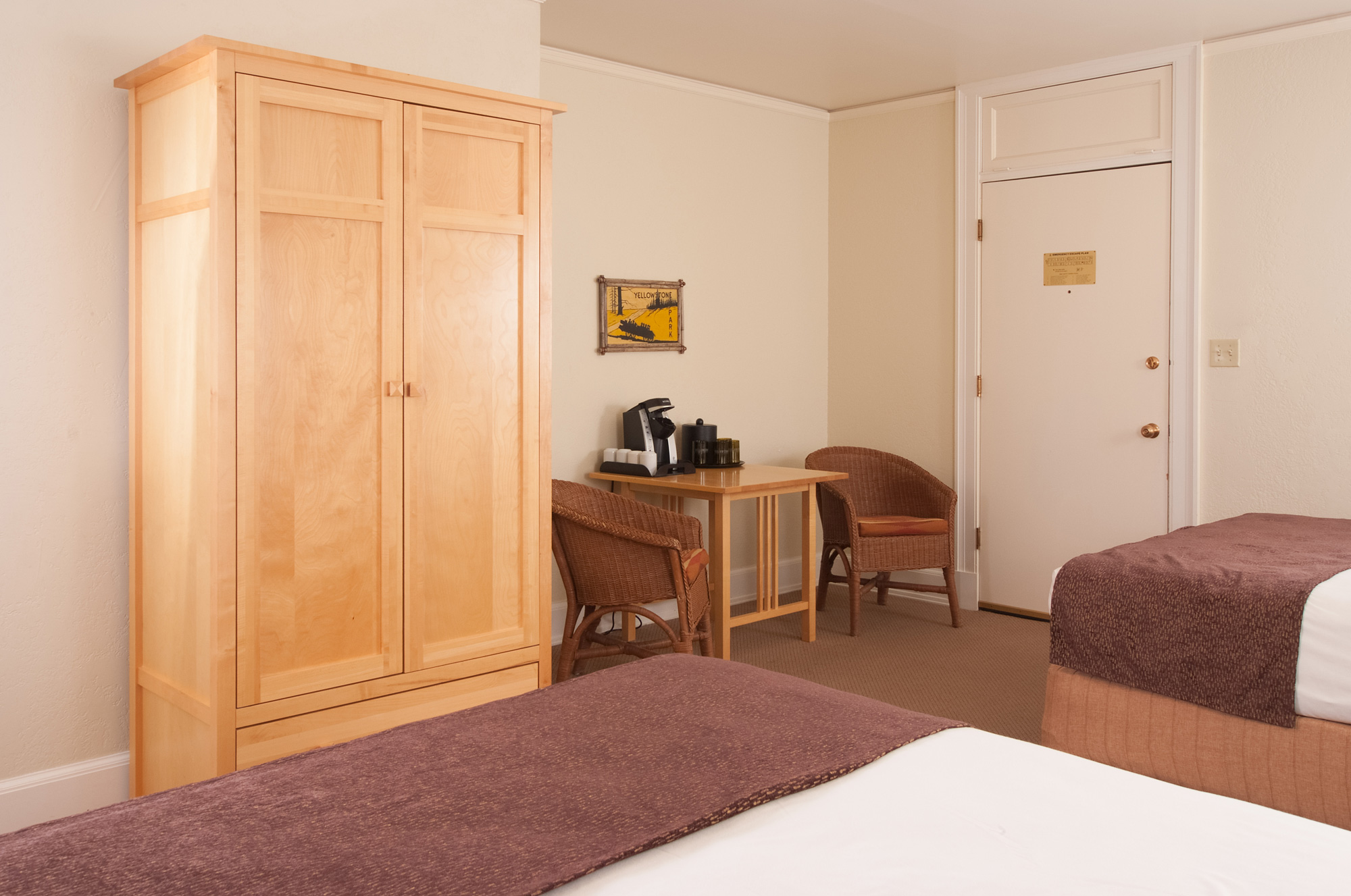 PremiumRoom Yellowstone National Park Lodges PremiumRoom Yellowstone National Park Lodges