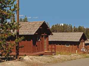 Lake Lodge Pioneer Cabins