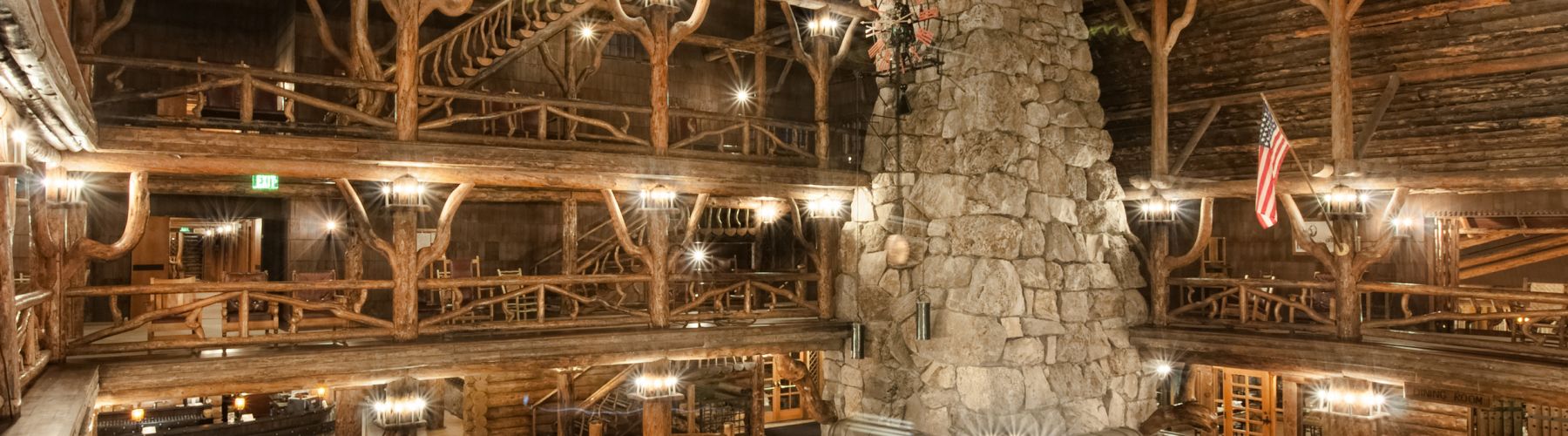 Old-Faithful-Inn-Interior