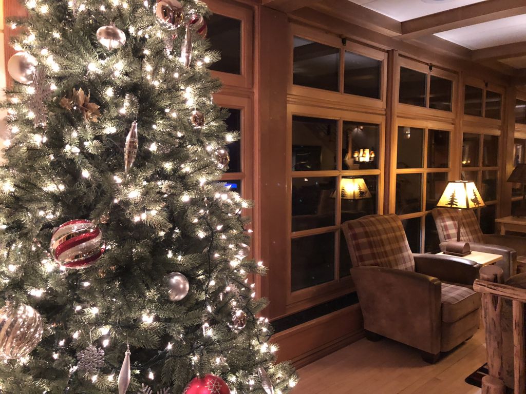 Yellowstone's Christmas in August Yellowstone National Park Lodges