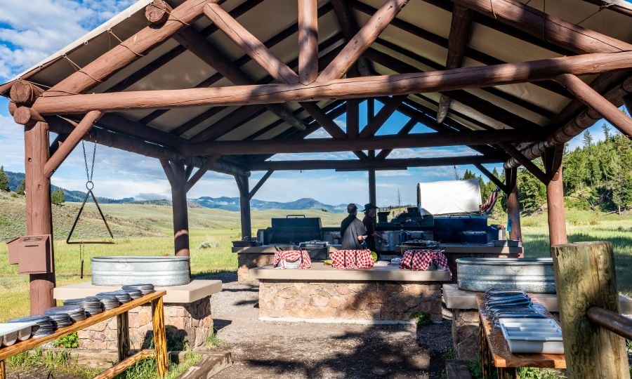 Roosevelt cookout buffet pavilion